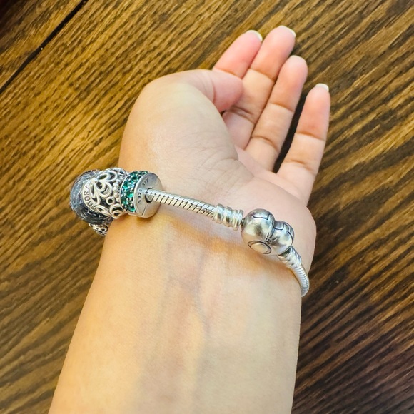 Pandora Moments Heart Clasp Snake Chain Bracelet with charms - Picture 9 of 15